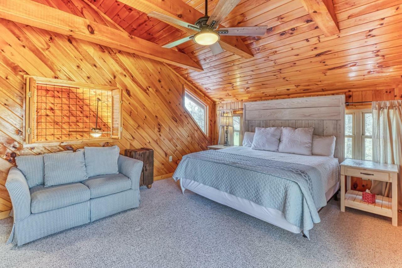 2 Bed 2 Bath Vacation Home In Whittier Exterior photo