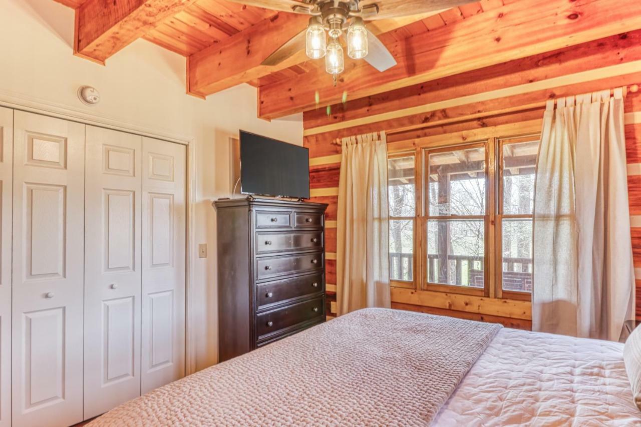 2 Bed 2 Bath Vacation Home In Whittier Exterior photo