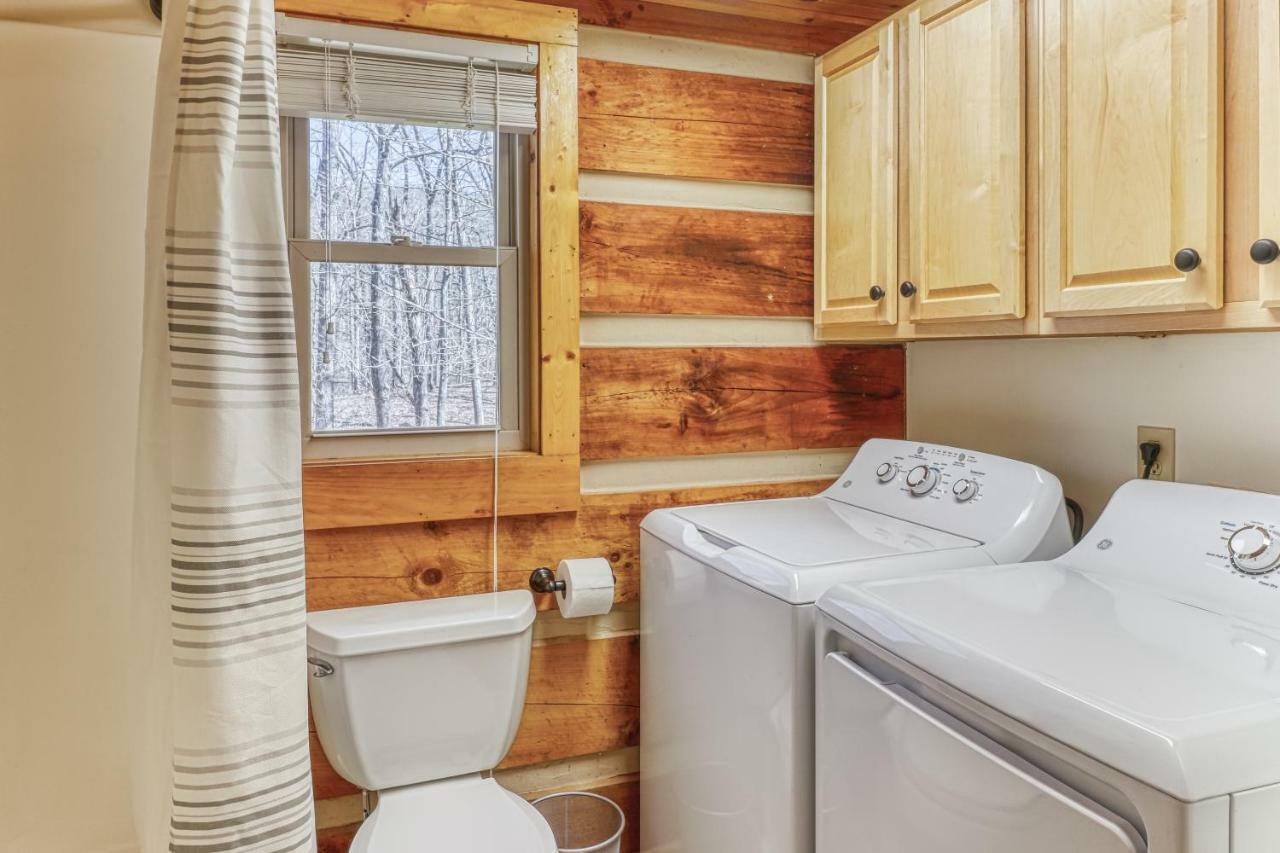 2 Bed 2 Bath Vacation Home In Whittier Exterior photo